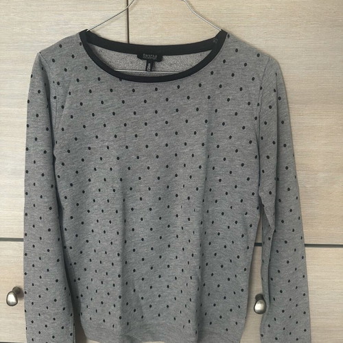 Bershka polka dot pullover like new, black and gray, size S