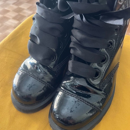 Dr. Martens patent leather boots used, size 38, black