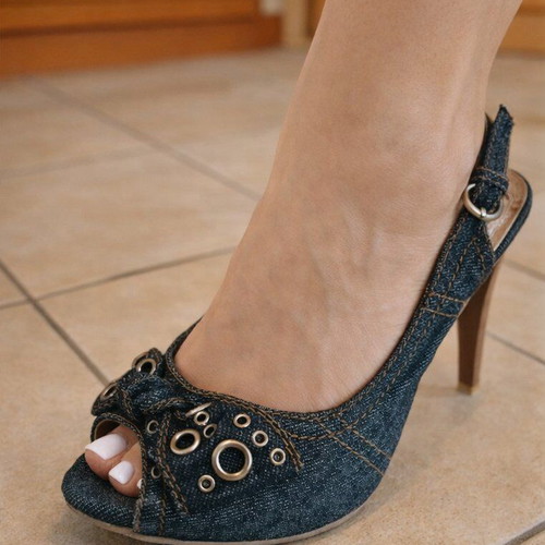 Jean Symbol Heels like new with slight wear inside