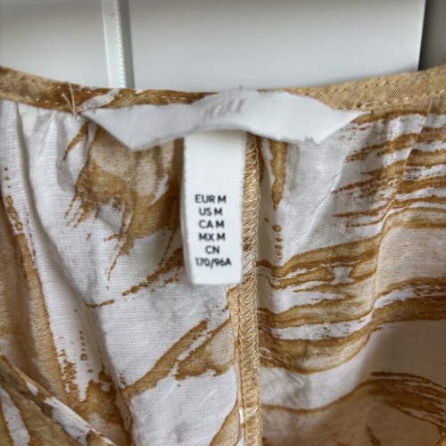 H&M Boho airy kaftan medium, ochre and beige palm print