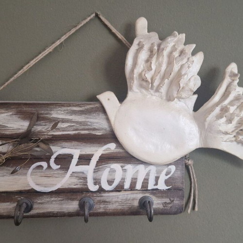 Handmade key holder like new