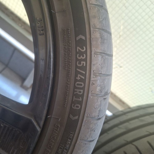OZ 19 Inch Rims with Prinx 235/40R19 Tires like new