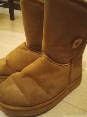 Brown ankle boots size 38 used with fur and adjustable width