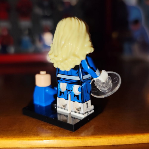 Invisible Woman and Baby Franklin Richards figure like new