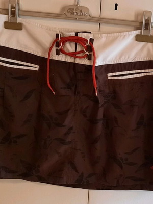 Adidas skirt size L like new, white and brown with pockets