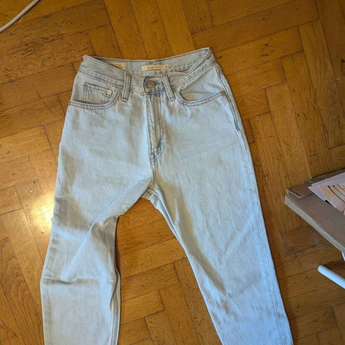 Levi's 80's Mom Jeans women's XS like new, light color