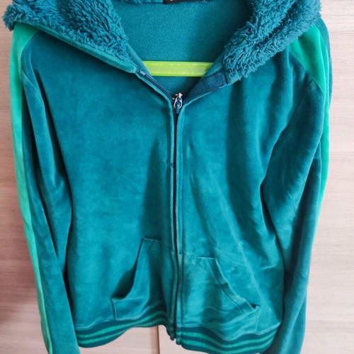 Sugarfree cardigan like new, green for girls 10-11 years