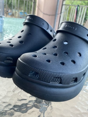 Crocs Iconic Comfort sandals used, size 10 (41-42)