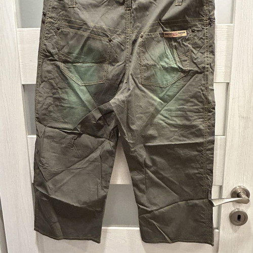 Women's 3/4 Capri Pants XXL olive green, new