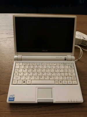 Asus Eee PC netbook μεταχειρισμένο με φορτιστή, λευκό