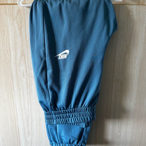 Nike kids jacket size 164 blue like new for ages 12-15