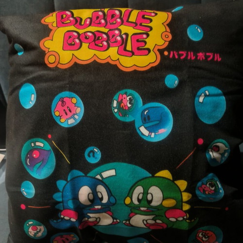 Bubble Bobble Pillow like new, retro game theme