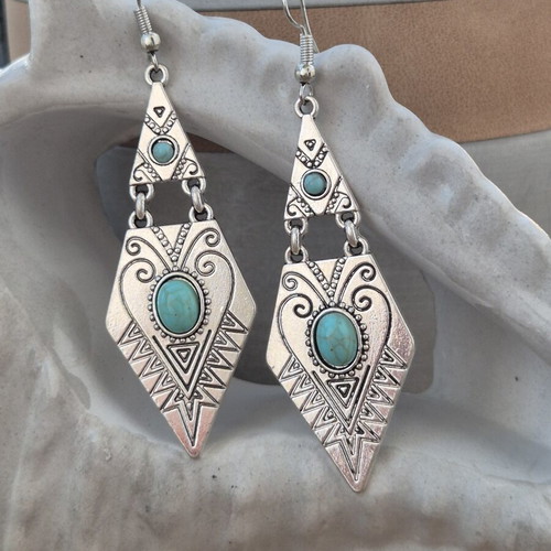 Boho Earrings new with turquoise beads and silver color