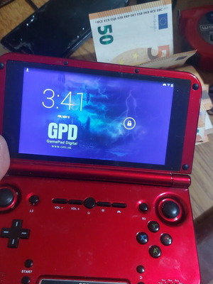 Κονσόλα Android μεταχειρισμένη με πολλούς emulator