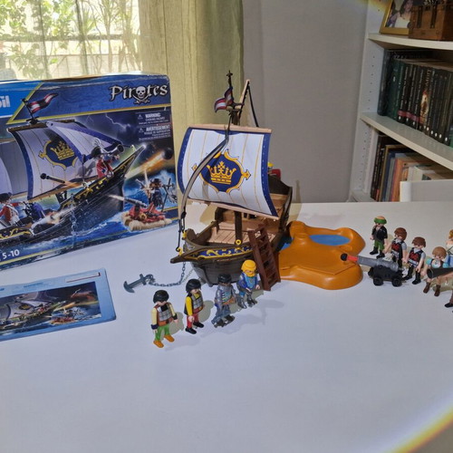 Playmobil 70412 pirate ship like new with extras and missing parts