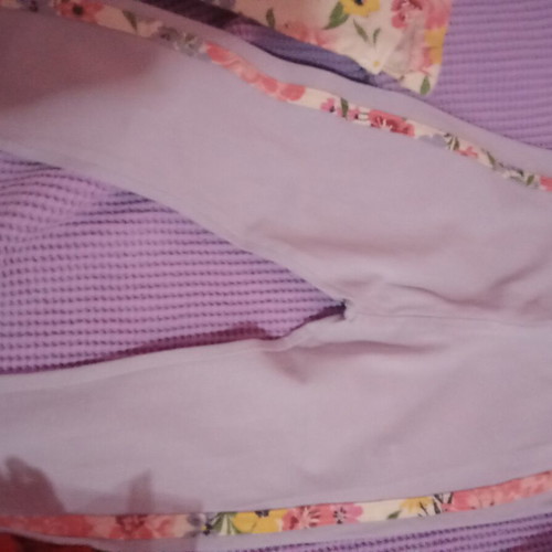 Capri leggings pack of 2 for ages 4-5, like new, multicolor