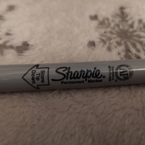 Sharpie Permanent Fine Metallic Silver marker