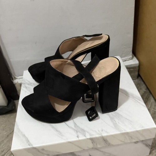 Black sandals used, 12 cm heel, size 37