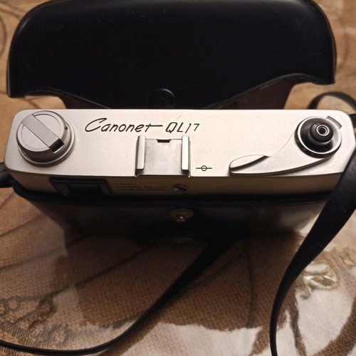 Canon QL camera used
