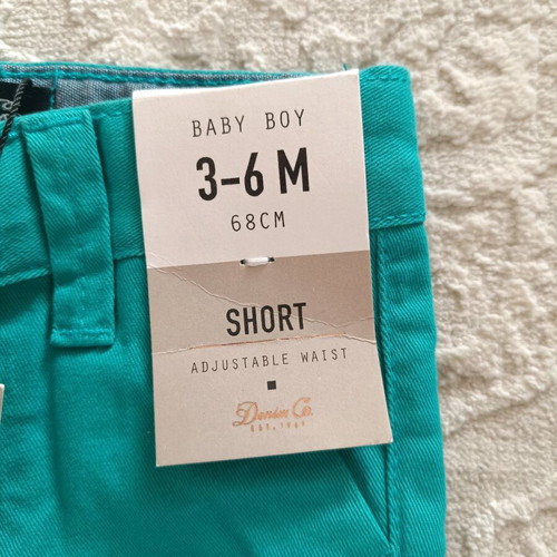 Baby shorts new, size 3-6 months with tag
