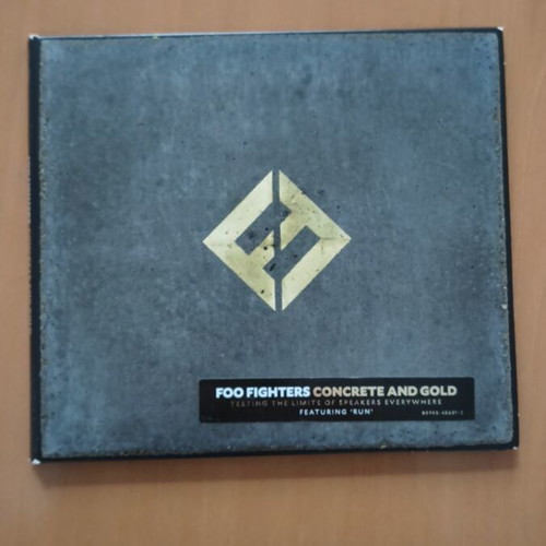 Foo Fighters Concrete and Gold CD nearly new, rock