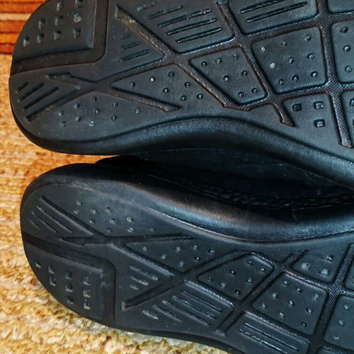 Elastic shoes like new, size 42.5