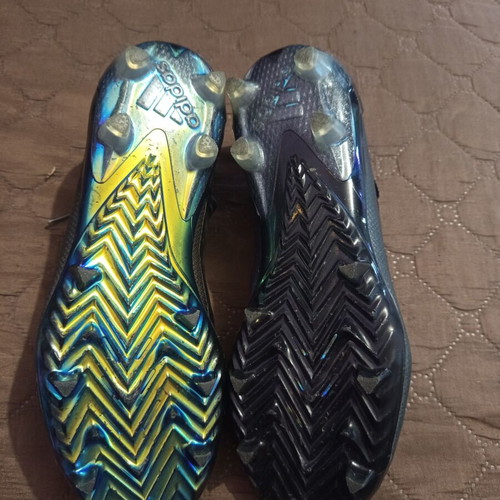 Adidas Cosmic 11.0 football boots size 43, black and purple