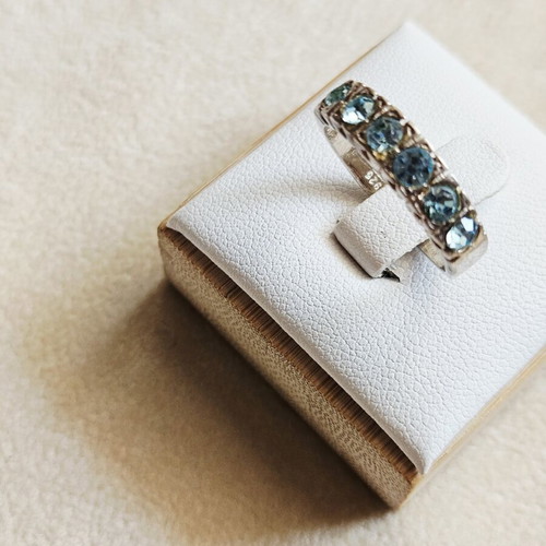 925 silver row ring with blue-green zircon stones