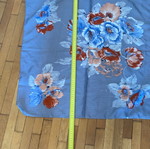 Vintage φουλάρι με floral μοτίβο σε γκρι-μπλε φόντο, μεταχειρισμένο