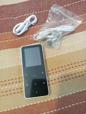 Mp3-Mp4 player με bluetooth καινούργιο με ακουστικά και καλώδιο φόρτισης