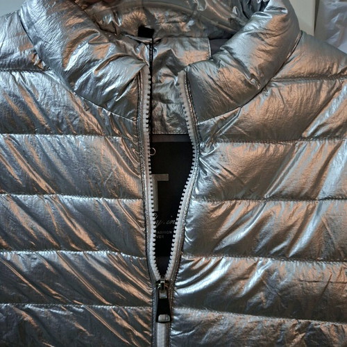 Short jacket new silver with zipper and pockets
