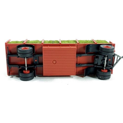 Brekina HO 1:87 Stake Trailer with Hay Load like new, Circus Krone
