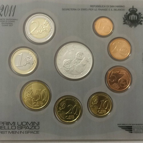 San Marino 2011 coin set and silver commemorative First Men in Space new