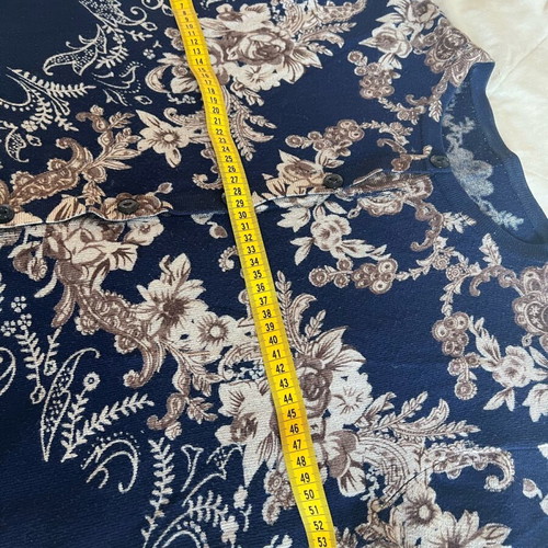 Wool jacket like new, blue with beige patterns, size L/XL