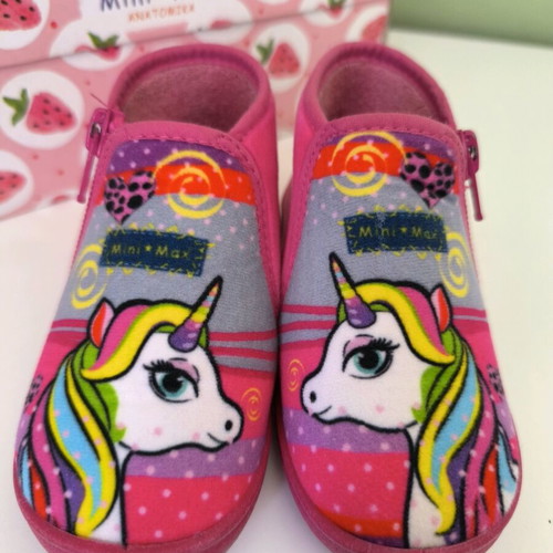 Mini Max anatomical unicorn slippers No. 24 like new, pink