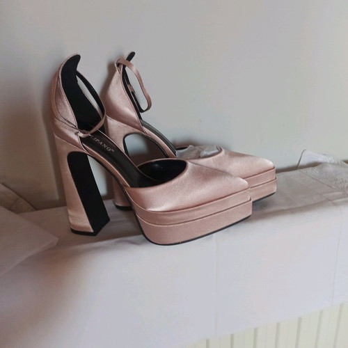 Tsoukalas Shoes pink satin pumps new, size 39