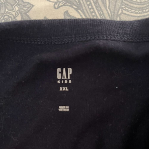 Benetton Bermuda and Gap T-shirt set like new, dark blue, kids sizes