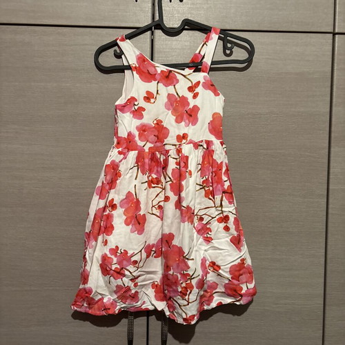 Mandarino Mini floral dress for 6 years old like new