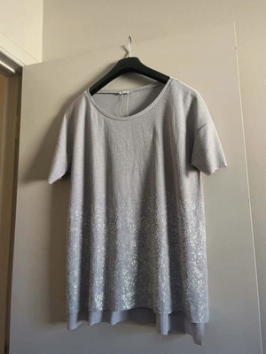 Zara grey t-shirt with glitter effect, like new, size L