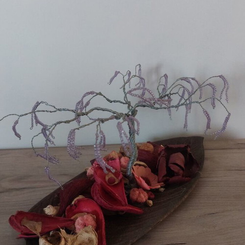 Decorative tree with wire and purple beads on wooden leaf new