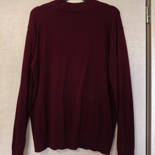 Women's knitted sweater plum color one size like new