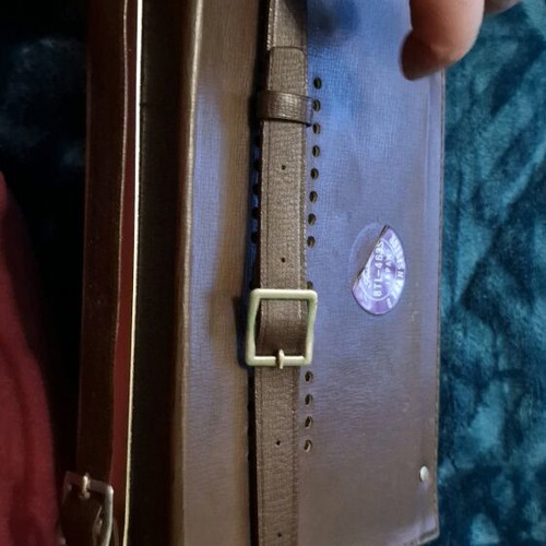 Radio used, needs service, vintage