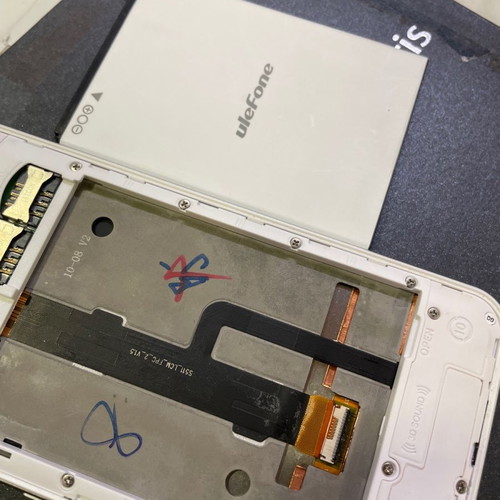 Ulefone Paris for parts with working motherboard