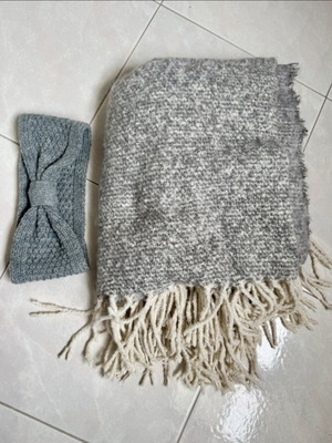 Scarf and hairband set gray like new