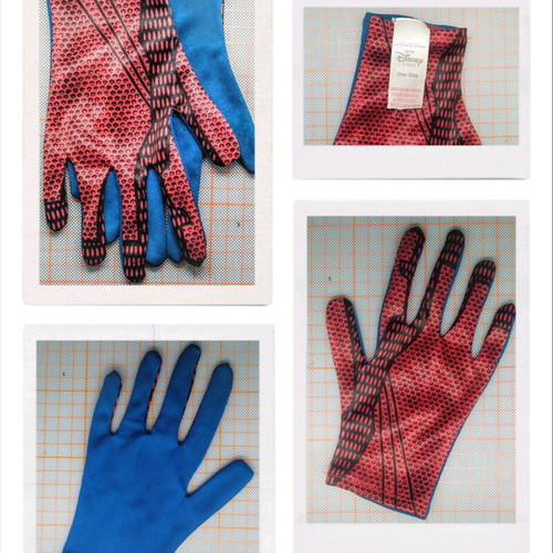 The Amazing Spider-Man Kids Gloves Marvel Comics like new