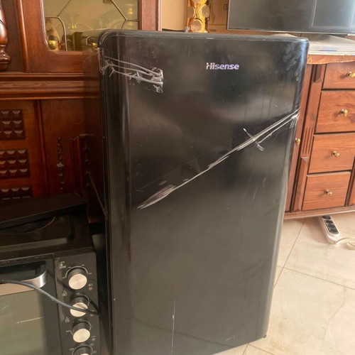 Hisense RR106D4CRF single door fridge like new, black, 82lt
