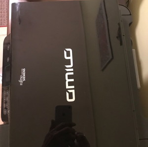 Fujitsu AMILO Pi 3540