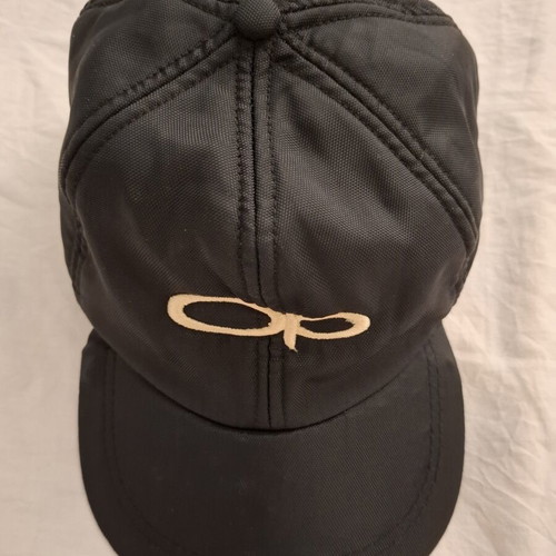 Jockey hat like new with ear protection, adjustable size, black and red
