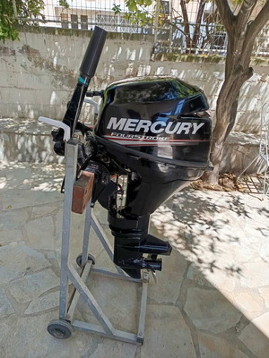Εξωλέμβια μηχανή Mercury 9.9 hp τετράχρονη σαν καινούργια