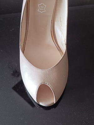 Donna Italia Vero Guccio leather peep toe pumps size 39 used, pink